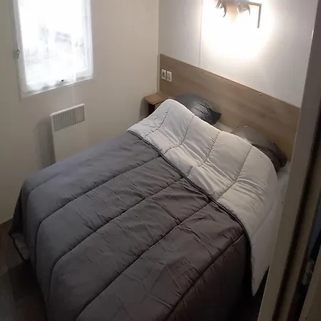 Дом отдыха Avec Piscine Partagee A 36 M² Сен-Жан-де-Мон