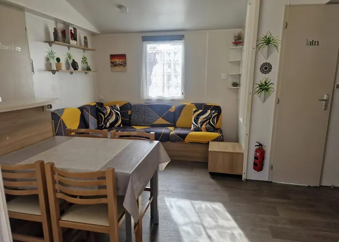 Nyaraló Avec Piscine Partagee A 36 M² Saint-Jean-de-Monts