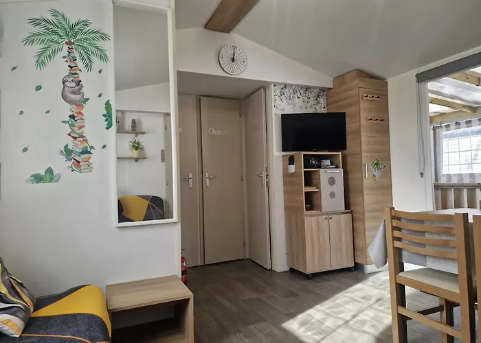 Nyaraló Avec Piscine Partagee A 36 M²