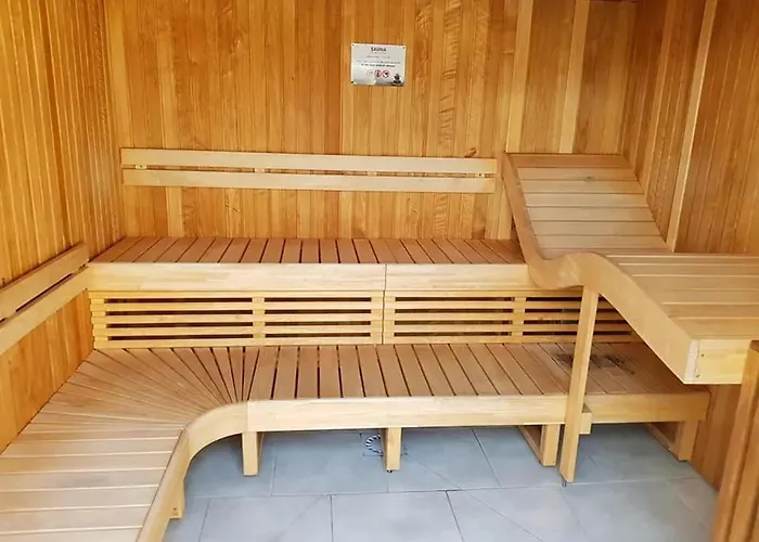 Avec Piscine Partagee A 36 M² Nyaraló *