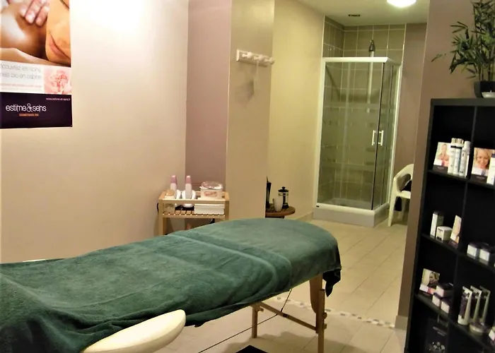 Avec Piscine Partagee A 36 M² Nyaraló